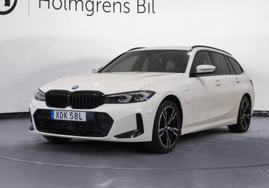 BMW 330, 2024