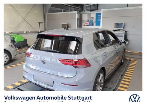 Volkswagen Golf, 2023 2