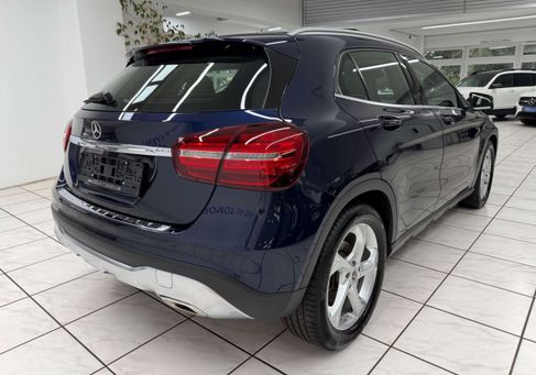 Mercedes-Benz GLA 220, 2018 3