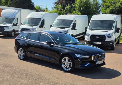 Volvo V60, 2022