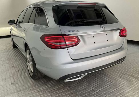 Mercedes-Benz C 300, 2020