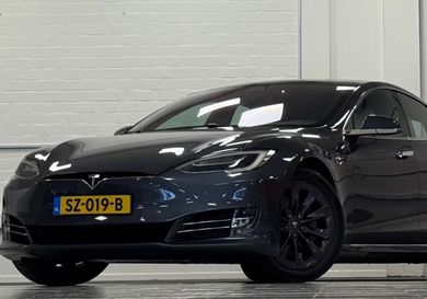 Tesla Model S, 2018