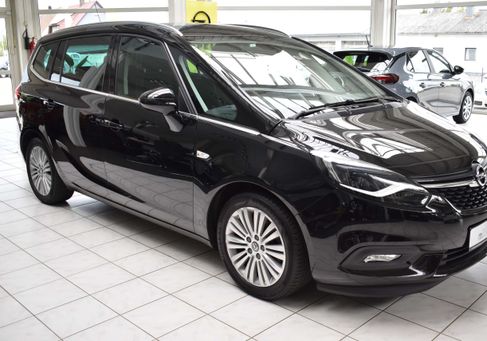 Opel Zafira, 2017