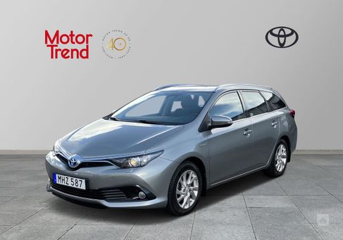 Toyota Auris Touring Sports, 2016