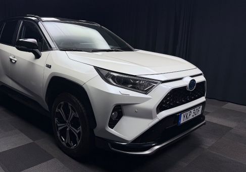 Toyota RAV 4, 2021 3