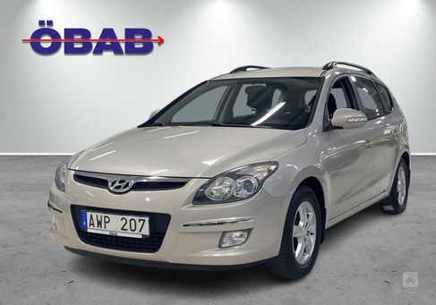 Hyundai i30, 2010