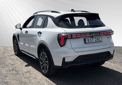Lynk &amp; Co 01, 2025