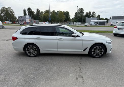 BMW 520, 2020 3
