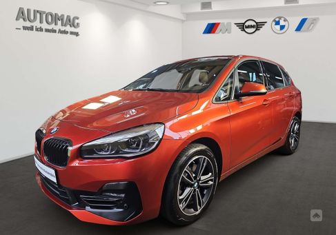 BMW 220, 2020