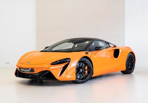 McLaren, 2024