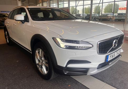 Volvo V90 Cross Country, 2019