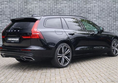 Volvo V60, 2022 3
