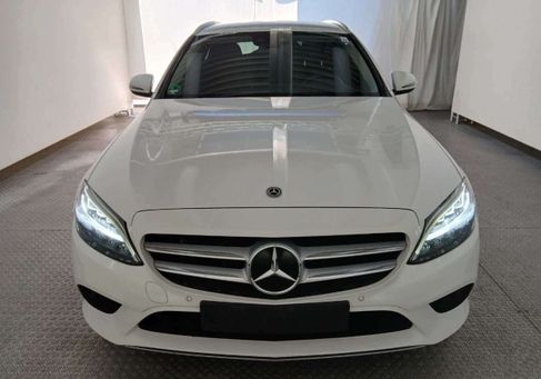 Mercedes-Benz C 300, 2021