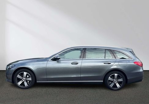 Mercedes-Benz C 300, 2022 3