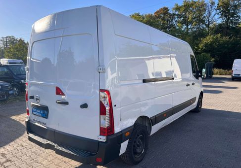 Nissan Interstar, 2025 2