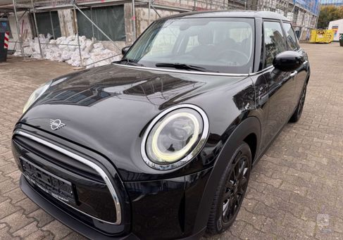 MINI ONE, 2021