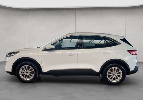 Ford Kuga, 2022