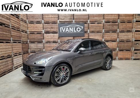 Porsche Macan, 2014