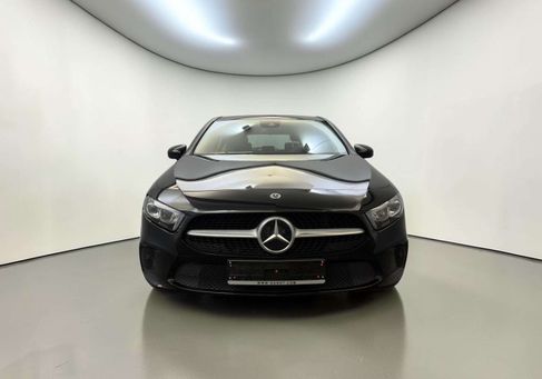 Mercedes-Benz A 180, 2023
