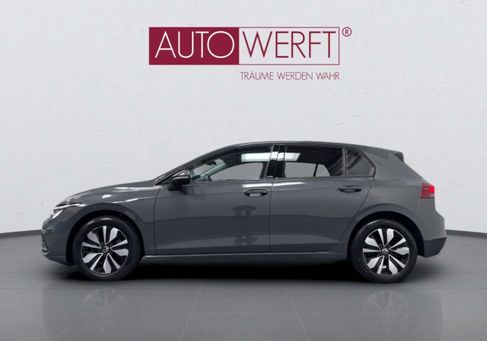 Volkswagen Golf, 2023 3