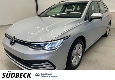 Volkswagen Golf, 2022