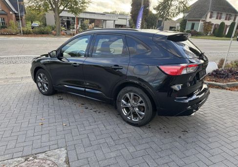 Ford Kuga, 2022