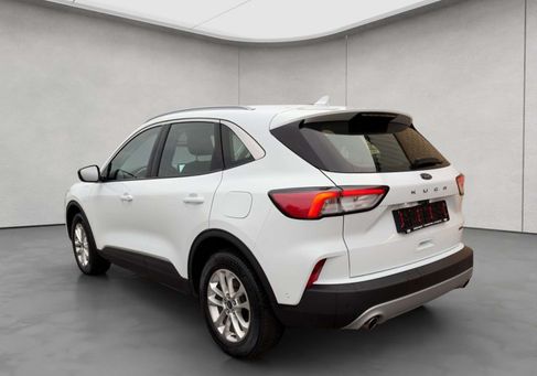 Ford Kuga, 2022