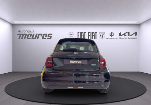 Fiat 500, 2025