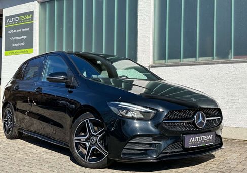 Mercedes-Benz B 180, 2020