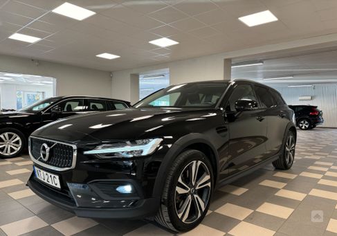 Volvo V60 Cross Country, 2021