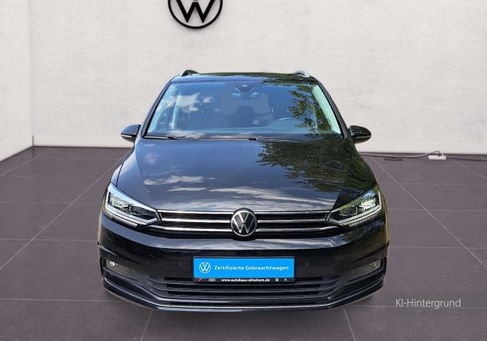 Volkswagen Touran, 2022 3