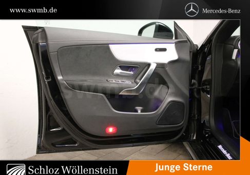 Mercedes-Benz CLA 200, 2021