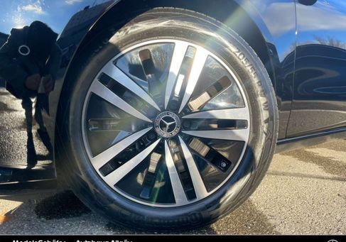 Mercedes-Benz CLA 220, 2022