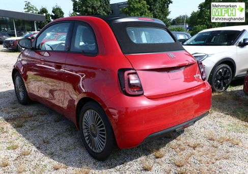 Fiat 500C, 2026