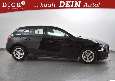 Mercedes-Benz A 180, 2022