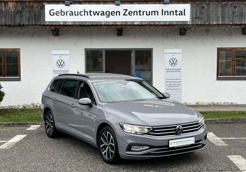 Volkswagen Passat Variant, 2023 3