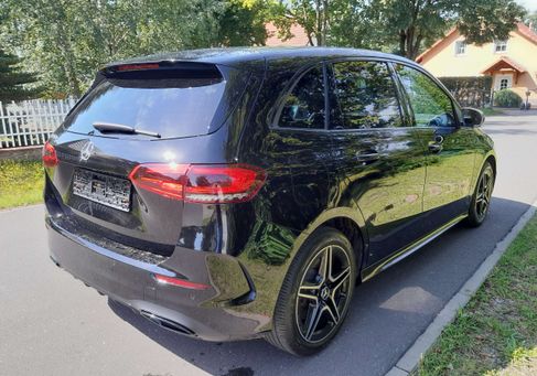Mercedes-Benz B 250, 2021 3