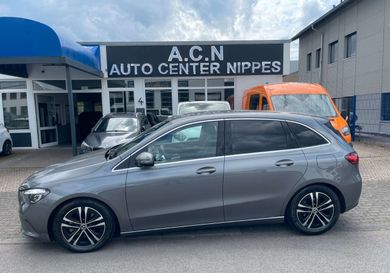 Mercedes-Benz B 180, 2025