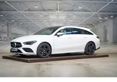Mercedes-Benz CLA 180, 2022