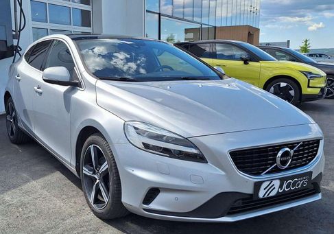 Volvo V40, 2019
