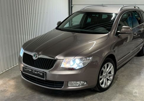 Skoda Superb, 2011