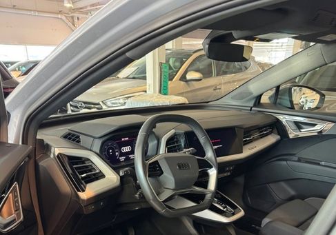 Audi Q4, 2024