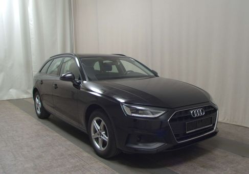 Audi A4, 2022