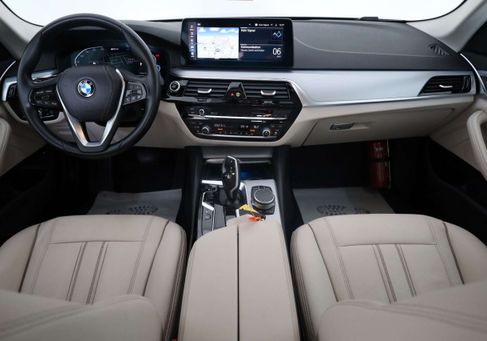 BMW 530, 2021
