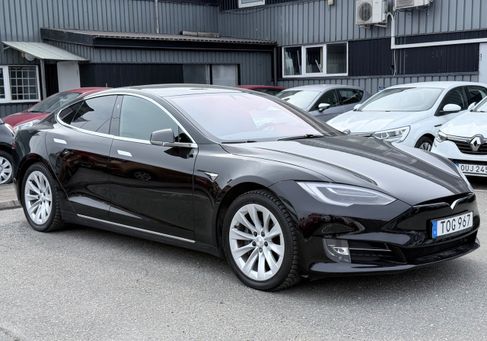 Tesla Model S, 2018