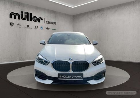 BMW 118, 2024