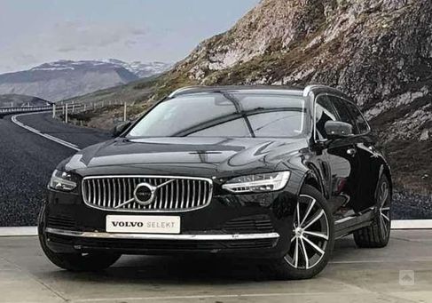 Volvo V90, 2021