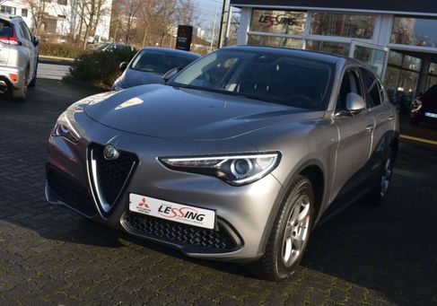 Alfa Romeo Stelvio, 2017