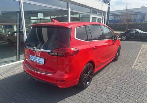 Opel Zafira Tourer, 2017