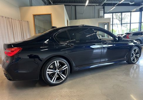 BMW 750, 2018